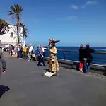 Carlos Y Rosa Lägenhet *
